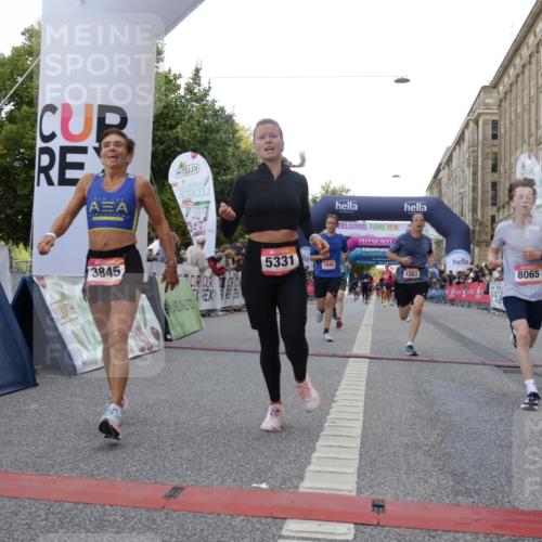 06.09.2026 - CURREX Alsterlauf Yannick Fuchs http://msf.ph/oto/10148189 06.09.2026 09:49:21 Ziel 1045, 2009, 2216, 3383, 3845, 3940, 4249, 4722, 4999, 5331, 5667, 5784, 6173, 6415, 8065 meine-sportfotos.de