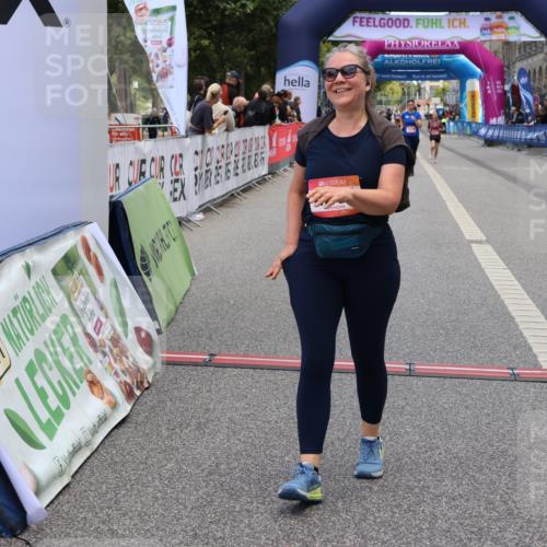 06.09.2026 - CURREX Alsterlauf Strokosch-Dieckow http://msf.ph/oto/10148200 06.09.2026 10:27:57 Ziel 3054, 4214, 4351 meine-sportfotos.de