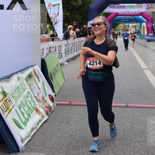 06.09.2026 - CURREX Alsterlauf Strokosch-Dieckow http://msf.ph/oto/10148207 06.09.2026 10:27:57 Ziel 3054, 4214, 4351 meine-sportfotos.de