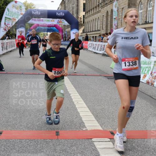 06.09.2026 - CURREX Alsterlauf Strokosch-Dieckow http://msf.ph/oto/10148235 06.09.2026 12:01:07 Ziel 1170, 1177, 1270, 1273, 1338, 3755, 4802 meine-sportfotos.de