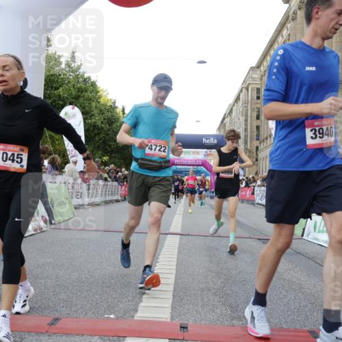 06.09.2026 - CURREX Alsterlauf Yannick Fuchs http://msf.ph/oto/10148263 06.09.2026 09:49:24 Ziel 1045, 2216, 2812, 3246, 3383, 3845, 3940, 4722, 4999, 5331, 5784, 6105, 6123, 6173, 6181, 6240, 8065 meine-sportfotos.de