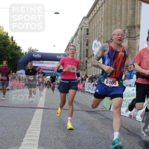 06.09.2026 - CURREX Alsterlauf Yannick Fuchs http://msf.ph/oto/10148370 06.09.2026 09:49:27 Ziel 1045, 2112, 2812, 3033, 3246, 3383, 3940, 4722, 4999, 5331, 5605, 5760, 5784, 6105, 6123, 6181, 6240, 8065 meine-sportfotos.de