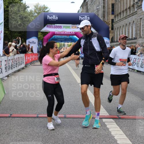 06.09.2026 - CURREX Alsterlauf Strokosch-Dieckow http://msf.ph/oto/10148371 06.09.2026 10:28:47 Ziel 2852, 2853, 3911, 4799, 4835, 5158, 5880 meine-sportfotos.de