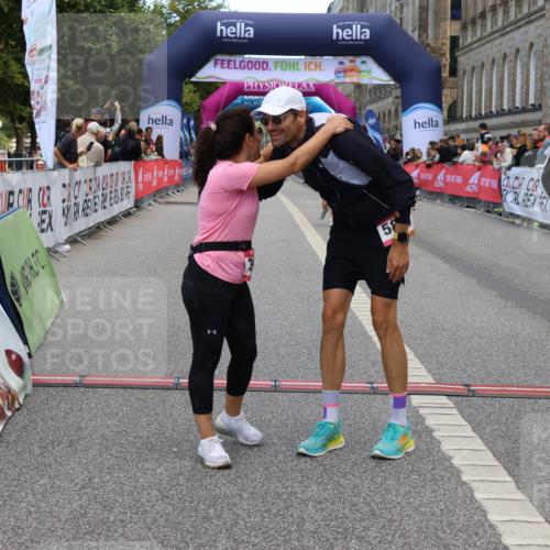 06.09.2026 - CURREX Alsterlauf Strokosch-Dieckow http://msf.ph/oto/10148376 06.09.2026 10:28:48 Ziel 2852, 2853, 3911, 4835, 5158, 5880 meine-sportfotos.de
