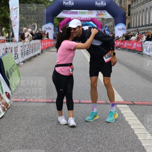 06.09.2026 - CURREX Alsterlauf Strokosch-Dieckow http://msf.ph/oto/10148393 06.09.2026 10:28:49 Ziel 2852, 2853, 3911, 4835, 5158, 5880 meine-sportfotos.de