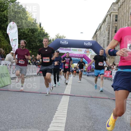 06.09.2026 - CURREX Alsterlauf Yannick Fuchs http://msf.ph/oto/10148395 06.09.2026 09:49:28 Ziel 1045, 2112, 2812, 3033, 3246, 3383, 3940, 4722, 4999, 5605, 5760, 5784, 6105, 6123, 6181, 6240 meine-sportfotos.de