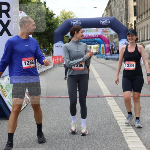 06.09.2026 - CURREX Alsterlauf Strokosch-Dieckow http://msf.ph/oto/10148398 06.09.2026 12:01:52 Ziel 1095, 1284, 1285, 1286, 1288, 1298, 1305, 8042 meine-sportfotos.de