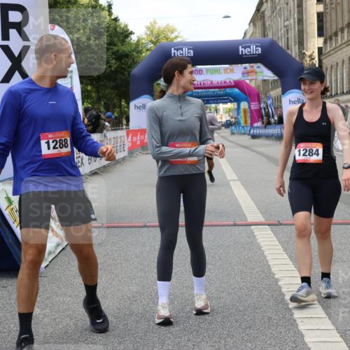 06.09.2026 - CURREX Alsterlauf Strokosch-Dieckow http://msf.ph/oto/10148403 06.09.2026 12:01:52 Ziel 1095, 1284, 1285, 1286, 1288, 1298, 1305, 8042 meine-sportfotos.de