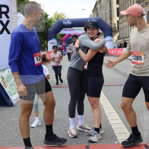 06.09.2026 - CURREX Alsterlauf Strokosch-Dieckow http://msf.ph/oto/10148425 06.09.2026 12:01:55 Ziel 1095, 1284, 1285, 1286, 1288, 1298, 1305, 8042 meine-sportfotos.de