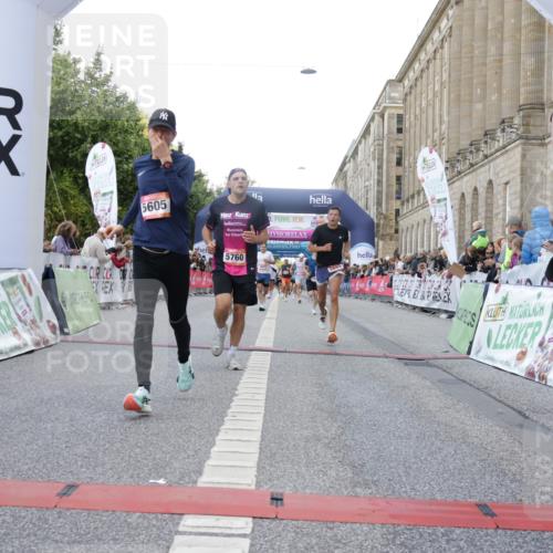 06.09.2026 - CURREX Alsterlauf Yannick Fuchs http://msf.ph/oto/10148444 06.09.2026 09:49:31 Ziel 2112, 2373, 2812, 3033, 3246, 3876, 4275, 4896, 4999, 5605, 5760, 6105, 6123, 6181, 6240, 8073 meine-sportfotos.de