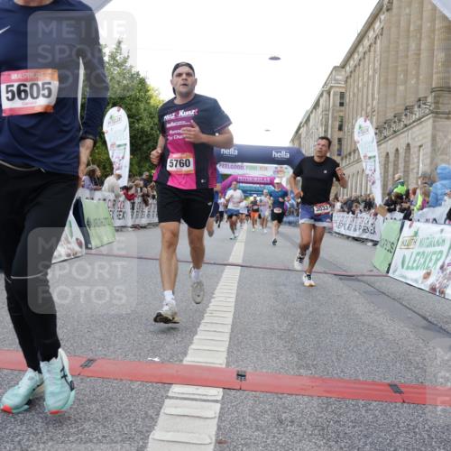 06.09.2026 - CURREX Alsterlauf Yannick Fuchs http://msf.ph/oto/10148479 06.09.2026 09:49:32 Ziel 2112, 2373, 2812, 3033, 3246, 3876, 4275, 4896, 5605, 5760, 6105, 6123, 6181, 6240, 6358, 8073 meine-sportfotos.de