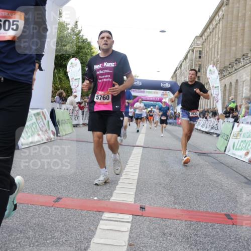 06.09.2026 - CURREX Alsterlauf Yannick Fuchs http://msf.ph/oto/10148484 06.09.2026 09:49:32 Ziel 2112, 2373, 2812, 3033, 3246, 3876, 4275, 4896, 5605, 5760, 6105, 6123, 6181, 6240, 6358, 8073 meine-sportfotos.de