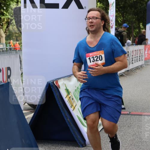 06.09.2026 - CURREX Alsterlauf Strokosch-Dieckow http://msf.ph/oto/10148489 06.09.2026 12:02:28 Ziel 1072, 1320, 1337 meine-sportfotos.de