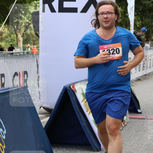 06.09.2026 - CURREX Alsterlauf Strokosch-Dieckow http://msf.ph/oto/10148495 06.09.2026 12:02:29 Ziel 1072, 1320, 1337 meine-sportfotos.de