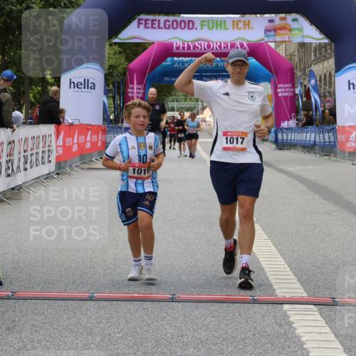 06.09.2026 - CURREX Alsterlauf Strokosch-Dieckow http://msf.ph/oto/10148498 06.09.2026 12:02:35 Ziel 1017, 1019 meine-sportfotos.de
