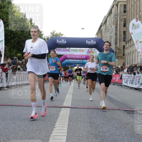 06.09.2026 - CURREX Alsterlauf Yannick Fuchs http://msf.ph/oto/10148513 06.09.2026 09:49:38 Ziel 2112, 2373, 2577, 2961, 3033, 3876, 4240, 4275, 4896, 5175, 5347, 6035, 6358, 6369, 8073, 8234 meine-sportfotos.de