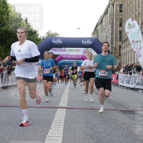 06.09.2026 - CURREX Alsterlauf Yannick Fuchs http://msf.ph/oto/10148521 06.09.2026 09:49:38 Ziel 2112, 2373, 2577, 2961, 3033, 3876, 4240, 4275, 4896, 5175, 5347, 6035, 6358, 6369, 8073, 8234 meine-sportfotos.de