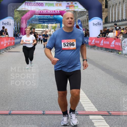 06.09.2026 - CURREX Alsterlauf Strokosch-Dieckow http://msf.ph/oto/10148528 06.09.2026 10:29:29 Ziel 5296, 6249, 6364 meine-sportfotos.de