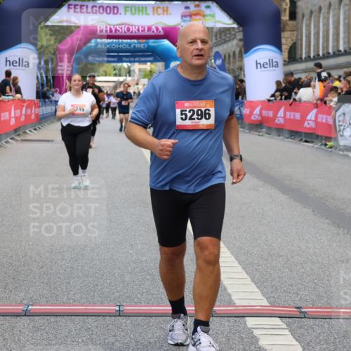 06.09.2026 - CURREX Alsterlauf Strokosch-Dieckow http://msf.ph/oto/10148530 06.09.2026 10:29:29 Ziel 5296, 6249, 6364 meine-sportfotos.de