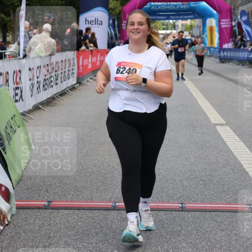 06.09.2026 - CURREX Alsterlauf Strokosch-Dieckow http://msf.ph/oto/10148535 06.09.2026 10:29:34 Ziel 4417, 5296, 6249, 6364 meine-sportfotos.de