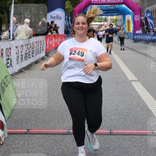 06.09.2026 - CURREX Alsterlauf Strokosch-Dieckow http://msf.ph/oto/10148543 06.09.2026 10:29:34 Ziel 4417, 5296, 6249, 6364 meine-sportfotos.de