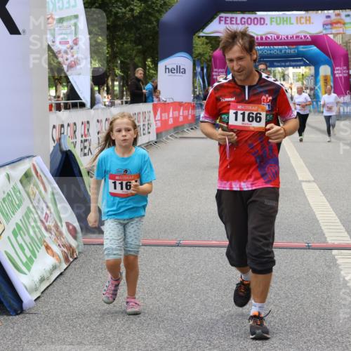 06.09.2026 - CURREX Alsterlauf Strokosch-Dieckow http://msf.ph/oto/10148571 06.09.2026 12:03:05 Ziel 1166, 1167, 1214, 1309, 1336, 6390, 8103 meine-sportfotos.de