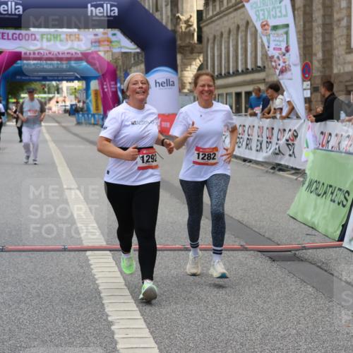 06.09.2026 - CURREX Alsterlauf Strokosch-Dieckow http://msf.ph/oto/10148631 06.09.2026 12:03:13 Ziel 1248, 1282, 1292, 1336, 6390, 8103 meine-sportfotos.de