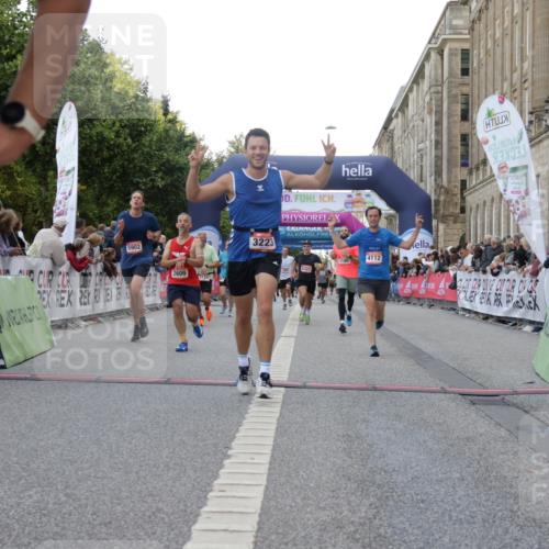 06.09.2026 - CURREX Alsterlauf Yannick Fuchs http://msf.ph/oto/10148641 06.09.2026 09:49:44 Ziel 2180, 2577, 2609, 2870, 2961, 3063, 3113, 3223, 4112, 4212, 4240, 5175, 5347, 5902, 6035, 6323, 6358, 6369, 8234, 8337 meine-sportfotos.de