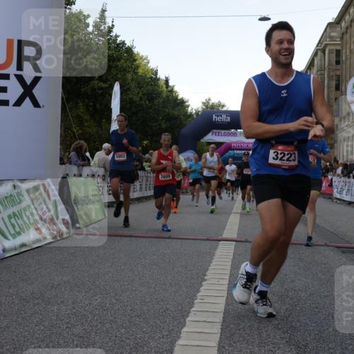 06.09.2026 - CURREX Alsterlauf Yannick Fuchs http://msf.ph/oto/10148686 06.09.2026 09:49:45 Ziel 2180, 2577, 2609, 2870, 2961, 3063, 3113, 3223, 3368, 4112, 4212, 4240, 5175, 5347, 5902, 6035, 6323, 6369, 8234, 8337 meine-sportfotos.de