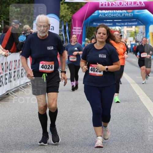 06.09.2026 - CURREX Alsterlauf Strokosch-Dieckow http://msf.ph/oto/10148739 06.09.2026 10:30:46 Ziel 4024, 4026, 4853 meine-sportfotos.de