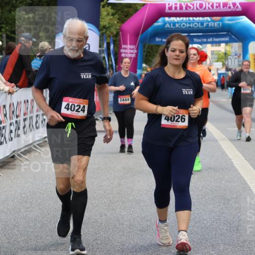 06.09.2026 - CURREX Alsterlauf Strokosch-Dieckow http://msf.ph/oto/10148749 06.09.2026 10:30:46 Ziel 4024, 4026, 4853 meine-sportfotos.de