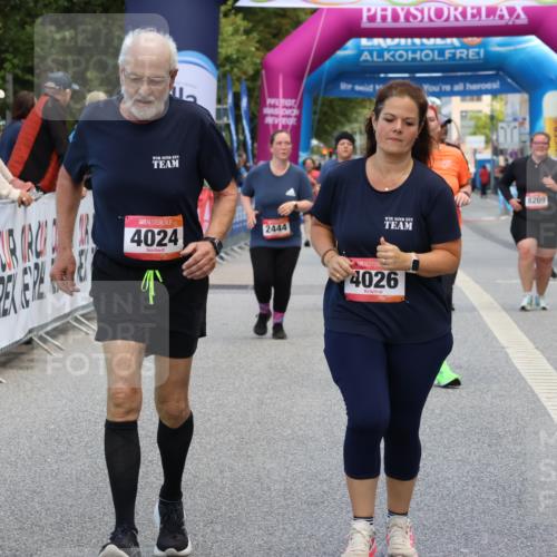 06.09.2026 - CURREX Alsterlauf Strokosch-Dieckow http://msf.ph/oto/10148758 06.09.2026 10:30:47 Ziel 4024, 4026, 4853 meine-sportfotos.de