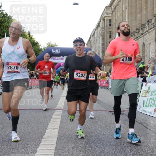 06.09.2026 - CURREX Alsterlauf Yannick Fuchs http://msf.ph/oto/10148769 06.09.2026 09:49:48 Ziel 2180, 2609, 2870, 2961, 3063, 3113, 3223, 3368, 4112, 4212, 5175, 5347, 5902, 6323, 8337 meine-sportfotos.de