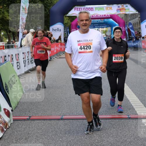 06.09.2026 - CURREX Alsterlauf Strokosch-Dieckow http://msf.ph/oto/10148814 06.09.2026 10:31:05 Ziel 2039, 2409, 4420, 4773 meine-sportfotos.de