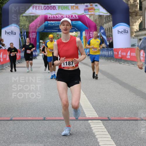 06.09.2026 - CURREX Alsterlauf Strokosch-Dieckow http://msf.ph/oto/10148815 06.09.2026 12:04:12 Ziel 1171, 1172, 1187, 1188, 1228, 1229 meine-sportfotos.de