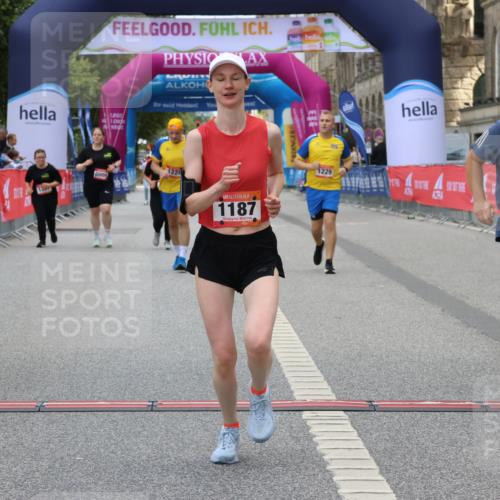 06.09.2026 - CURREX Alsterlauf Strokosch-Dieckow http://msf.ph/oto/10148817 06.09.2026 12:04:12 Ziel 1171, 1172, 1187, 1188, 1228, 1229 meine-sportfotos.de