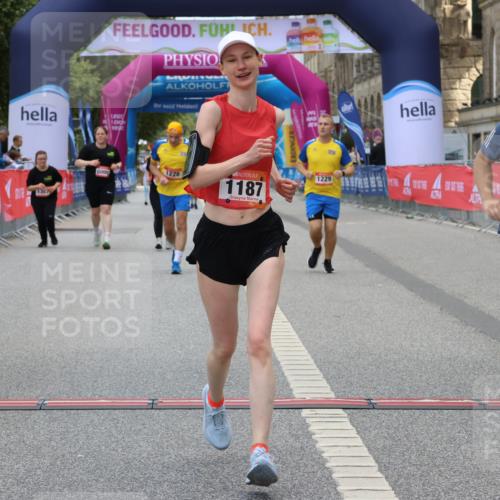 06.09.2026 - CURREX Alsterlauf Strokosch-Dieckow http://msf.ph/oto/10148822 06.09.2026 12:04:12 Ziel 1171, 1172, 1187, 1188, 1228, 1229 meine-sportfotos.de