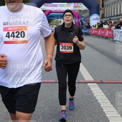 06.09.2026 - CURREX Alsterlauf Strokosch-Dieckow http://msf.ph/oto/10148830 06.09.2026 10:31:07 Ziel 2039, 2409, 4420, 4773 meine-sportfotos.de