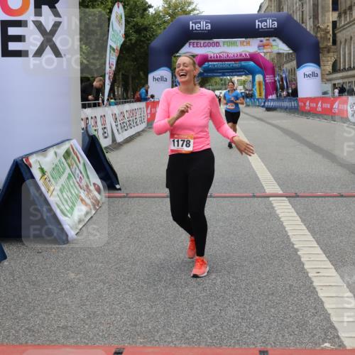 06.09.2026 - CURREX Alsterlauf Strokosch-Dieckow http://msf.ph/oto/10148872 06.09.2026 12:04:27 Ziel 1046, 1071, 1158, 1174, 1178, 1241, 1307 meine-sportfotos.de