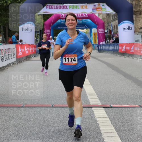06.09.2026 - CURREX Alsterlauf Strokosch-Dieckow http://msf.ph/oto/10148886 06.09.2026 12:04:31 Ziel 1158, 1174, 1178, 1179, 1241 meine-sportfotos.de