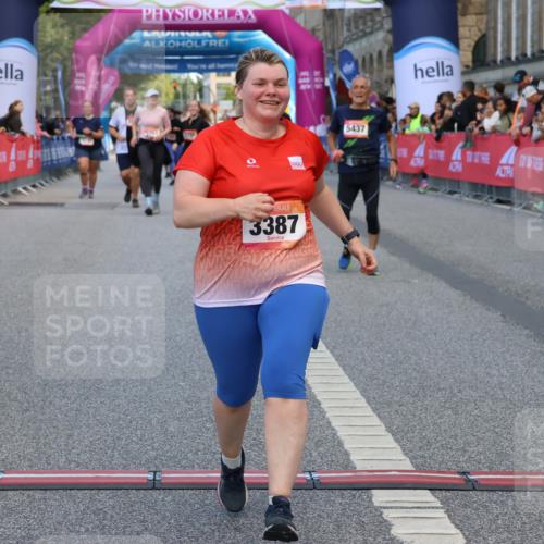 06.09.2026 - CURREX Alsterlauf Strokosch-Dieckow http://msf.ph/oto/10148903 06.09.2026 10:31:51 Ziel 3387, 5368, 5907, 8033 meine-sportfotos.de