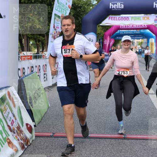 06.09.2026 - CURREX Alsterlauf Strokosch-Dieckow http://msf.ph/oto/10148909 06.09.2026 10:32:00 Ziel 2642, 2753, 2756, 4338, 5437, 5574, 6185 meine-sportfotos.de