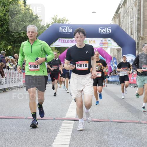 06.09.2026 - CURREX Alsterlauf Yannick Fuchs http://msf.ph/oto/10148947 06.09.2026 09:49:57 Ziel 2094, 2814, 2823, 3368, 3492, 4142, 4161, 4428, 4532, 4932, 4951, 4954, 5346, 6010, 6157, 6475 meine-sportfotos.de