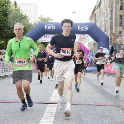 06.09.2026 - CURREX Alsterlauf Yannick Fuchs http://msf.ph/oto/10148952 06.09.2026 09:49:57 Ziel 2094, 2814, 2823, 3368, 3492, 4142, 4161, 4428, 4532, 4932, 4951, 4954, 5346, 6010, 6157, 6475 meine-sportfotos.de