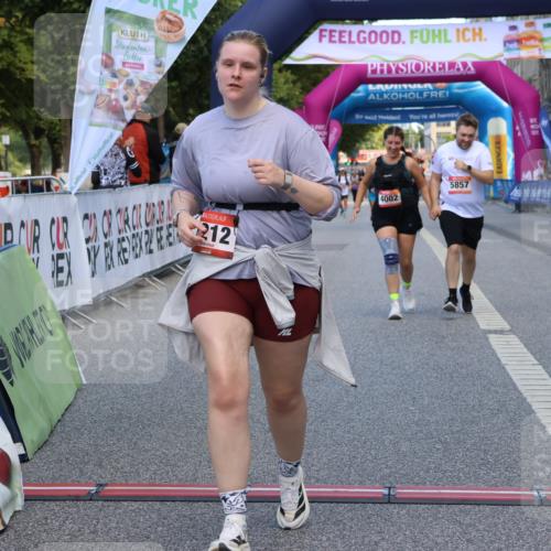 06.09.2026 - CURREX Alsterlauf Strokosch-Dieckow http://msf.ph/oto/10148960 06.09.2026 10:32:22 Ziel 2212, 4002, 5857 meine-sportfotos.de
