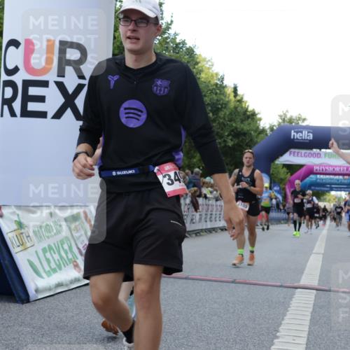 06.09.2026 - CURREX Alsterlauf Yannick Fuchs http://msf.ph/oto/10149035 06.09.2026 09:50:03 Ziel 2020, 2094, 2814, 2823, 3492, 3739, 4105, 4142, 4393, 4951, 4954, 5628, 5744, 5834, 6010, 6157, 6475 meine-sportfotos.de