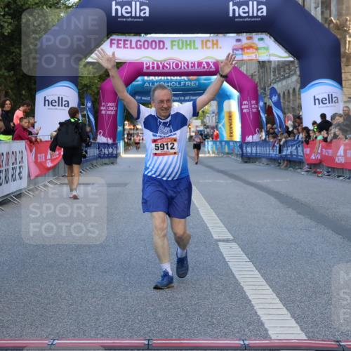 06.09.2026 - CURREX Alsterlauf Strokosch-Dieckow http://msf.ph/oto/10149092 06.09.2026 10:34:37 Ziel 5912 meine-sportfotos.de