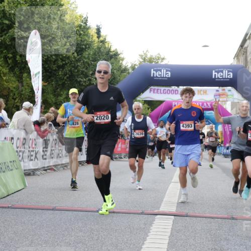 06.09.2026 - CURREX Alsterlauf Yannick Fuchs http://msf.ph/oto/10149120 06.09.2026 09:50:07 Ziel 2020, 2094, 2639, 2814, 2823, 3492, 3739, 4083, 4105, 4393, 5316, 5628, 5744, 5834, 6157, 6428 meine-sportfotos.de