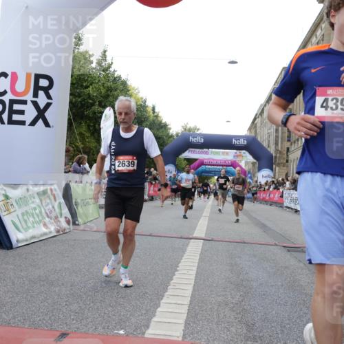 06.09.2026 - CURREX Alsterlauf Yannick Fuchs http://msf.ph/oto/10149174 06.09.2026 09:50:10 Ziel 2020, 2256, 2639, 3739, 4083, 4101, 4105, 4393, 4435, 5191, 5316, 5628, 5744, 5834, 5981, 6077, 6274, 6428 meine-sportfotos.de