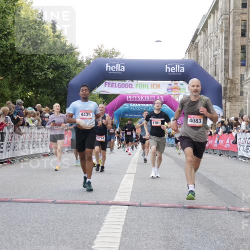 06.09.2026 - CURREX Alsterlauf Yannick Fuchs http://msf.ph/oto/10149190 06.09.2026 09:50:11 Ziel 2020, 2256, 2639, 3739, 4083, 4101, 4105, 4393, 4435, 5191, 5316, 5628, 5834, 5981, 6077, 6274, 6428 meine-sportfotos.de